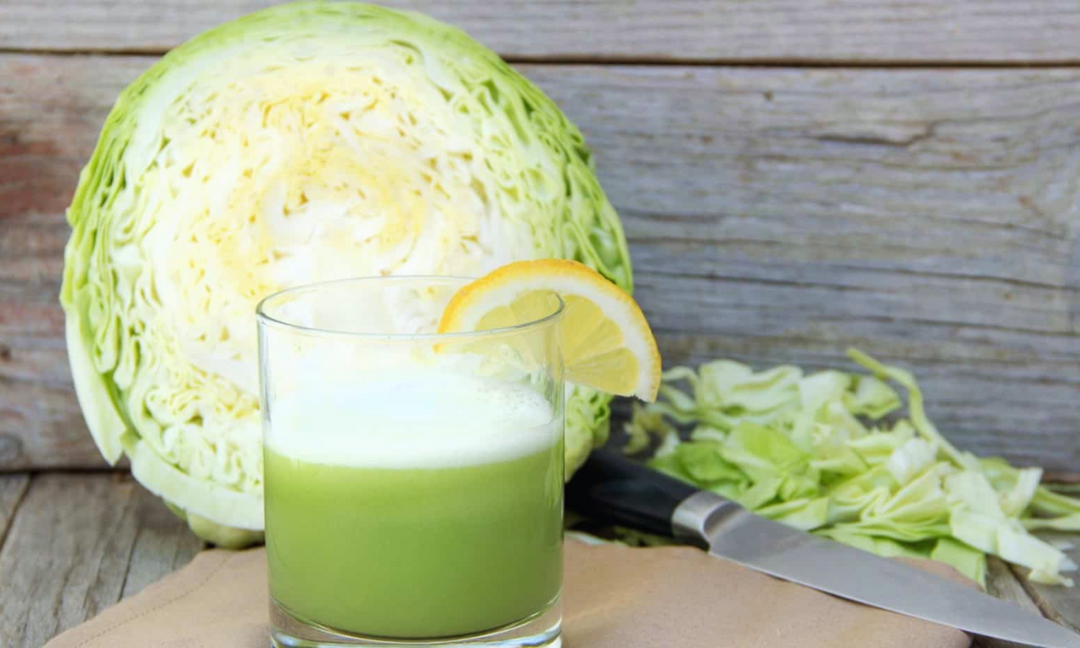 Best Time to Drink Cabbage Juice