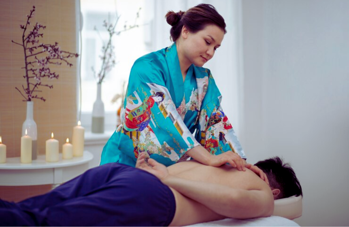 Can Massage Therapists Feel Your Energy
